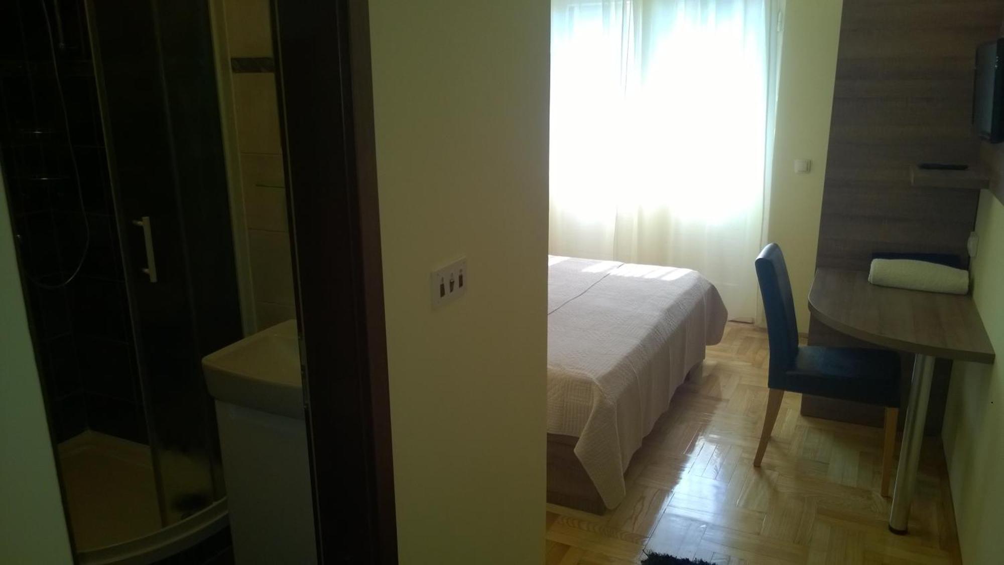 Rooms & Apartments Blue Beach Водице Номер фото